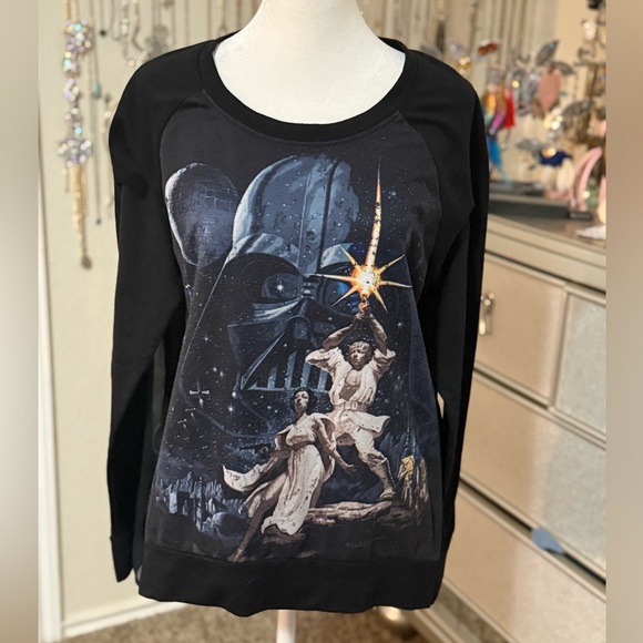 Star Wars long sleeve sweater - Picture 1 of 5